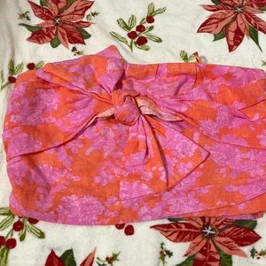 Floral tube top with bow